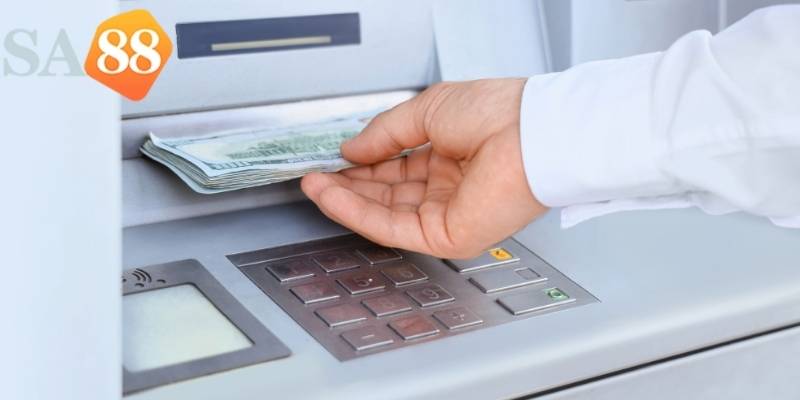 Việc rút tiền giúp người chơi có thể kiểm soát được tài chính